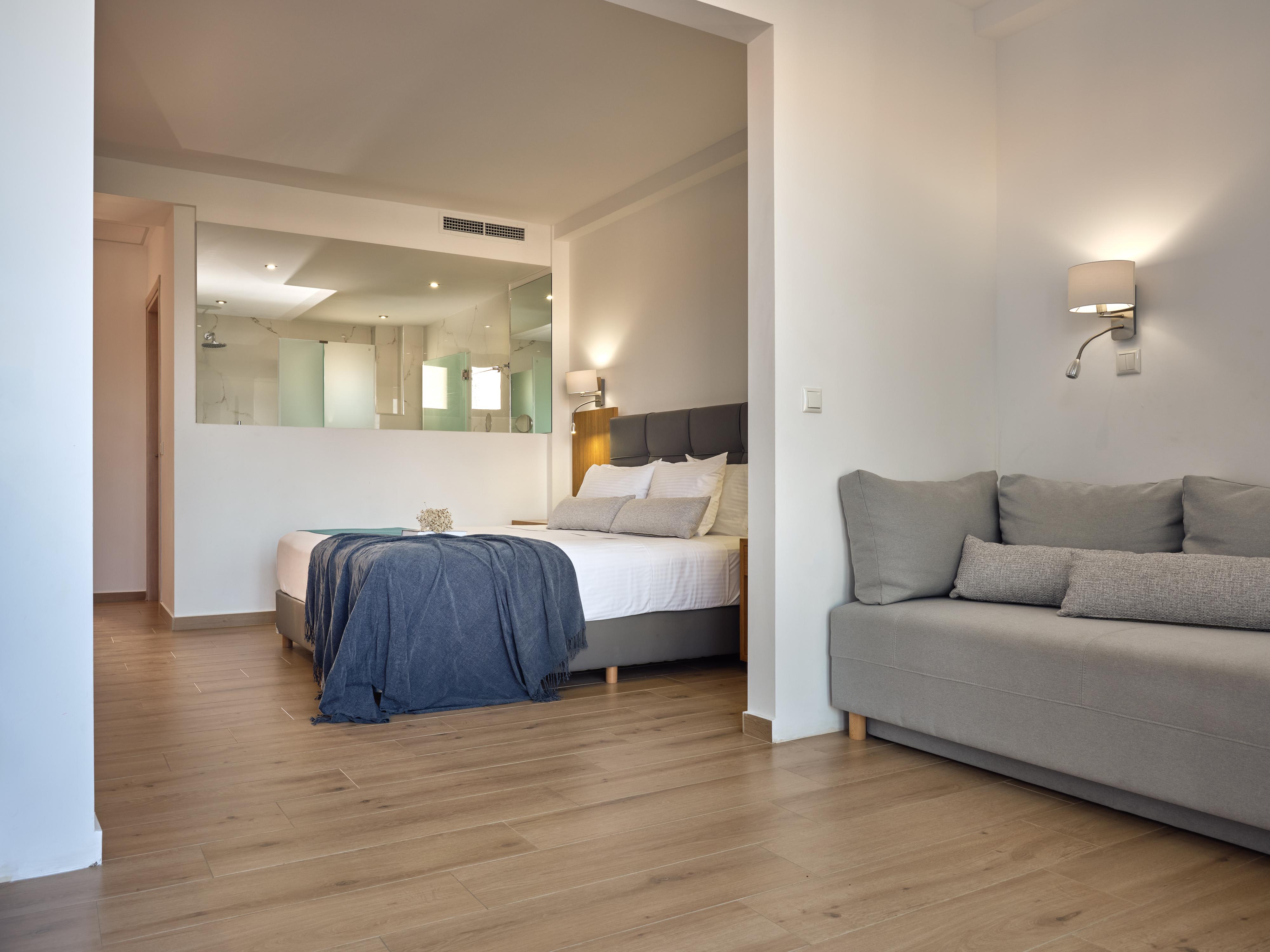 Cavo Orient & Hotel
